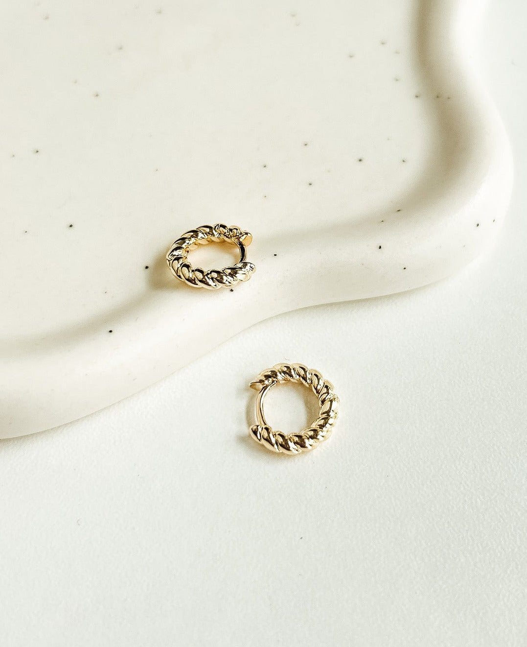 Croissant Twist Huggies