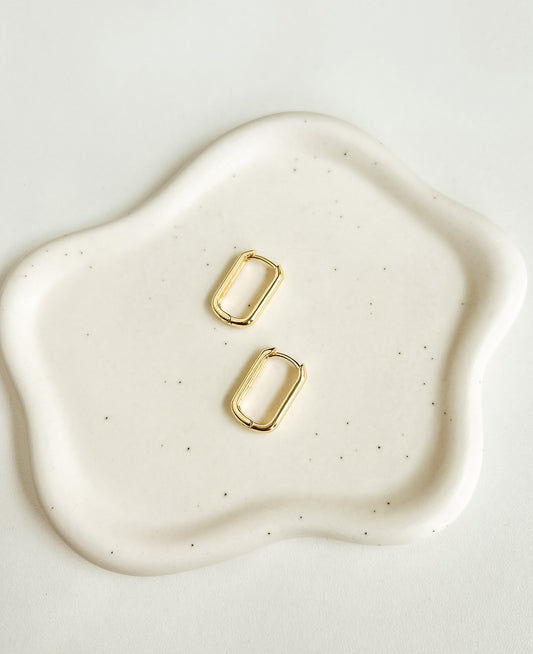 Oblong Minimalist Huggie